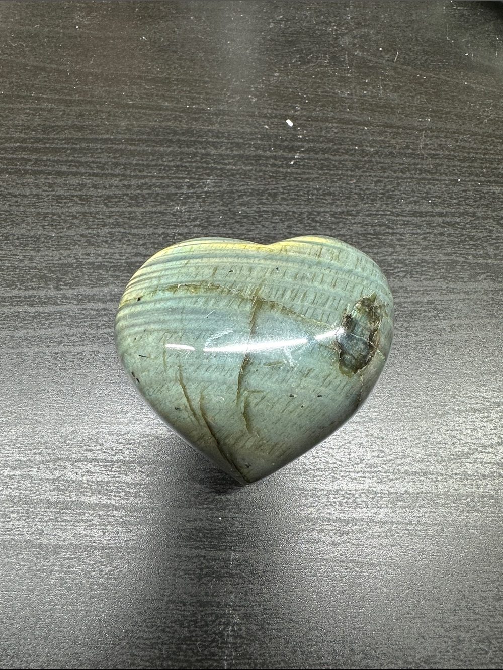 Hand Polished Labradorite Heart - Iridescent Green-Blue - Picture 4 of 4